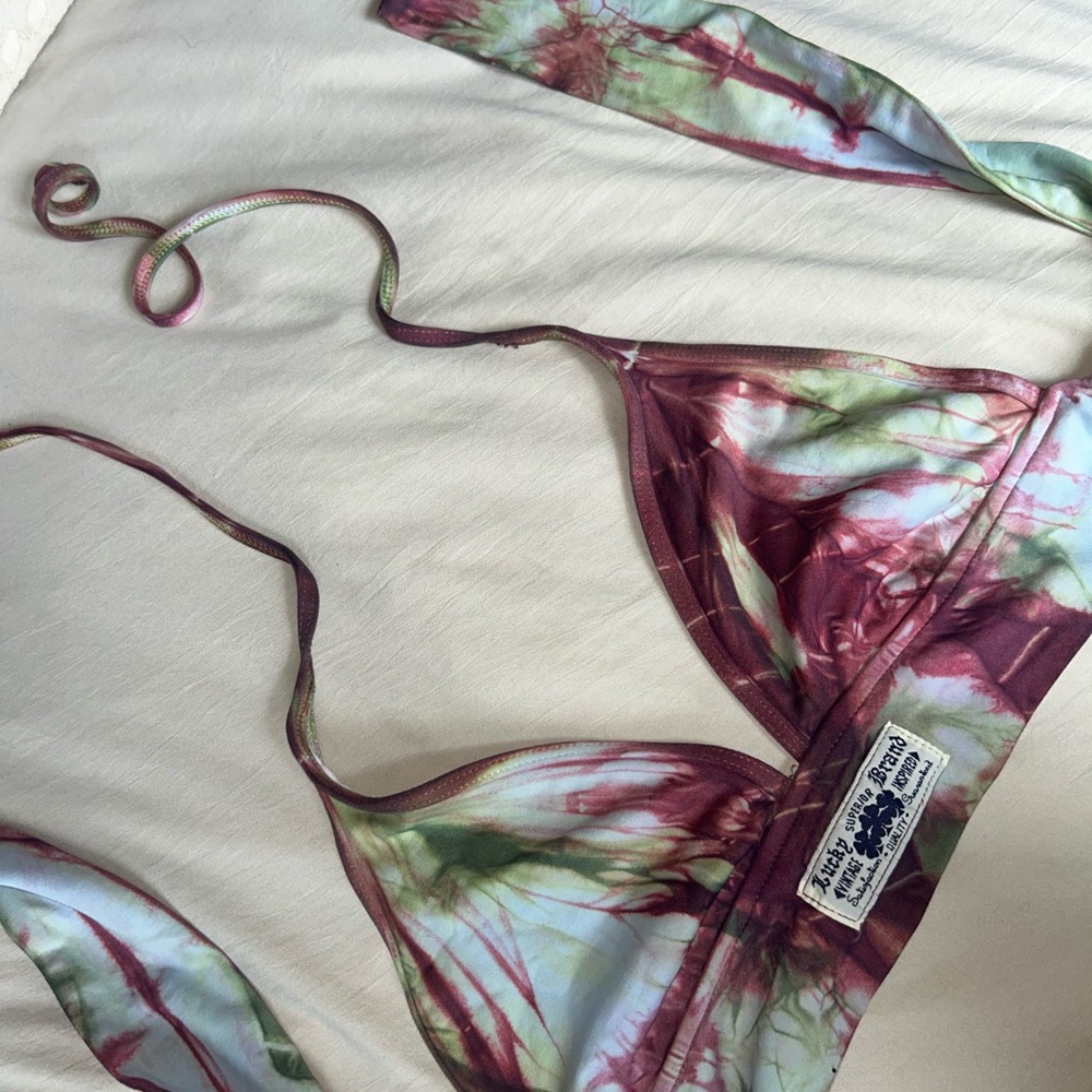 Vintage Y2K Tie-Dye Bikini Top